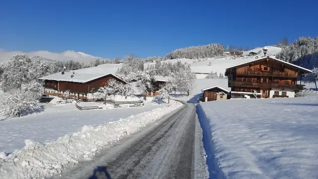 Der Köckenhof und die Landschaft am Hof im Lauf des Jahres